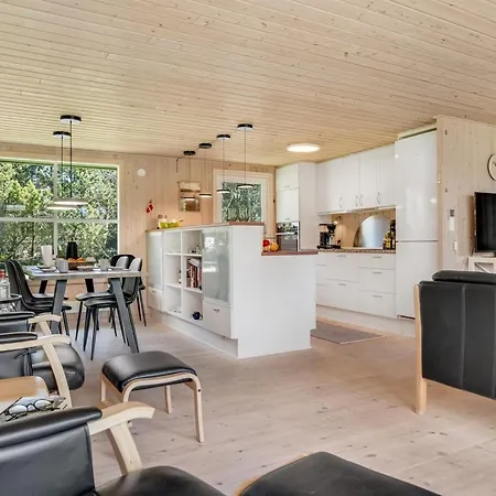 Rajna - 500m To The Fjord By Interhome Tatil Evi